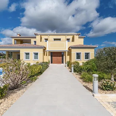 Villa House Porto Mos By Key Lagos